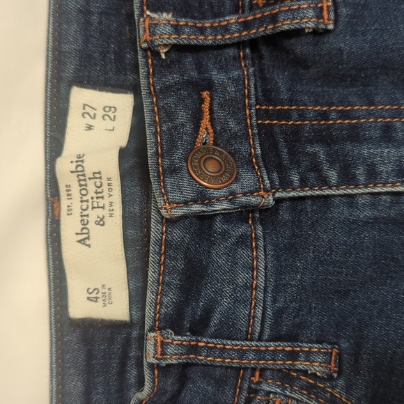 Abercrombie & Fitch High Rise Skinny Jeans, Dark Wash Size 4S - Picture 13 of 15